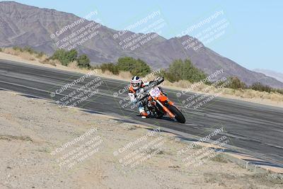 media/Dec-01-2025-Moto Forza (Mon) [[2daa91e15f]]/2-Intermediate Group/Session 4 (Turn 10 Inside)/